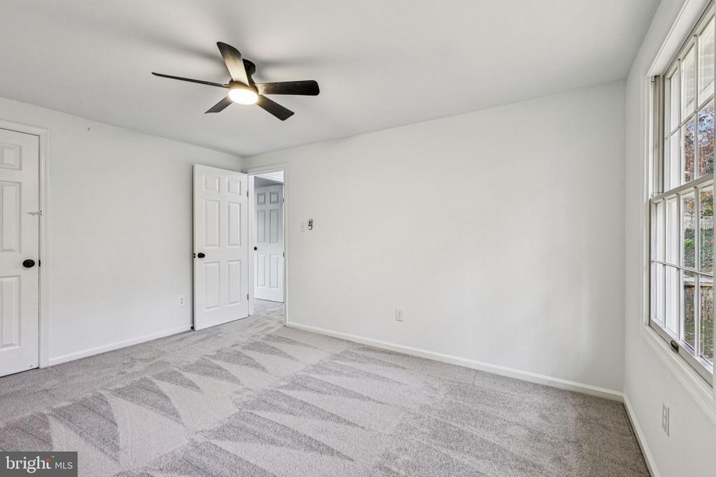 15331 EDGEHILL DRIVE