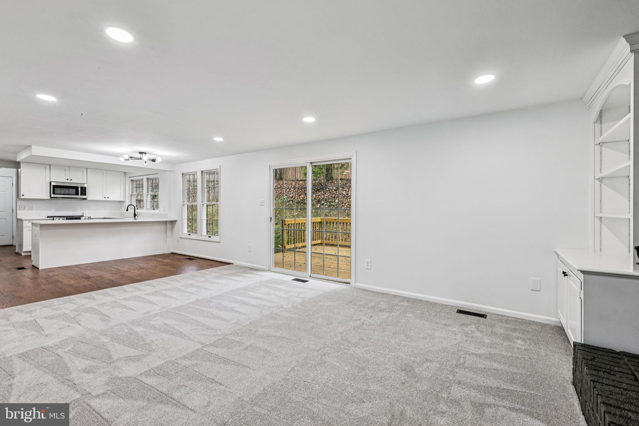 15331 EDGEHILL DRIVE