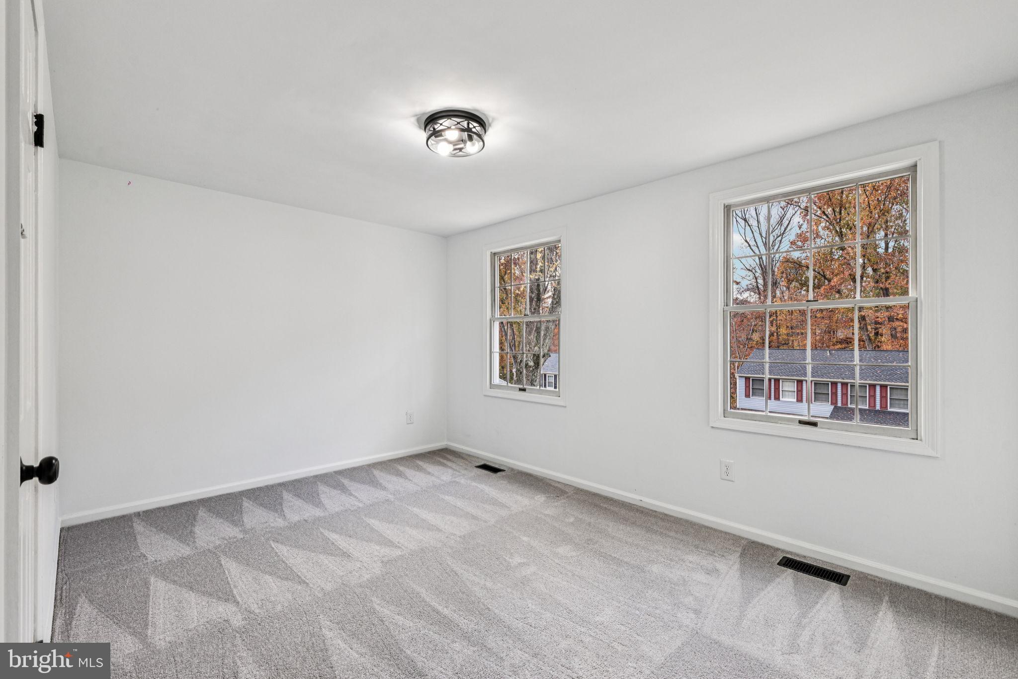 15331 EDGEHILL DRIVE