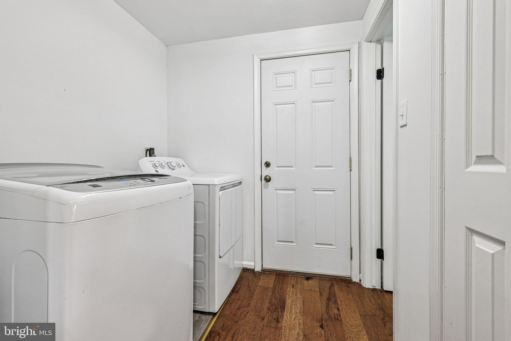 15331 EDGEHILL DRIVE