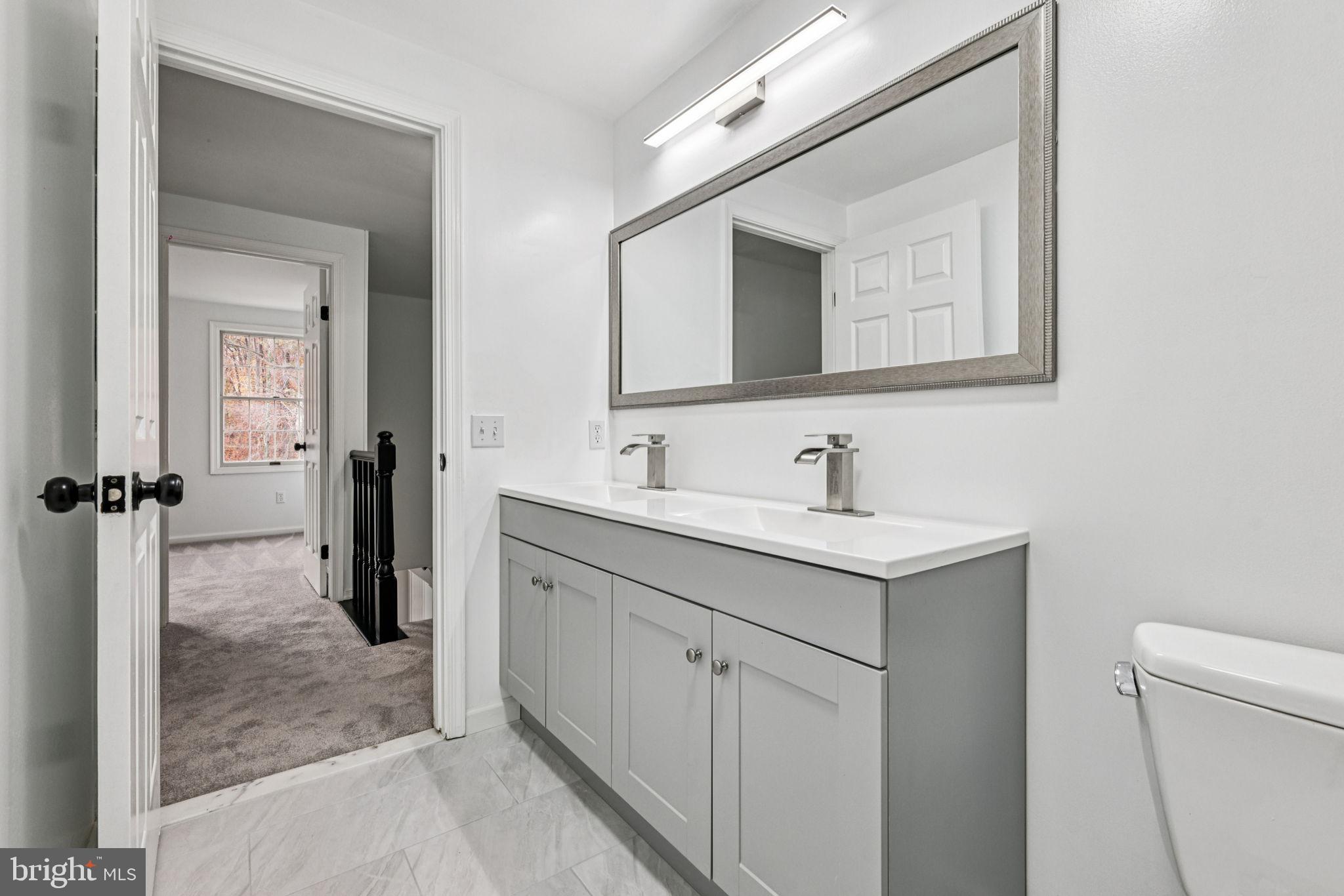 15331 EDGEHILL DRIVE