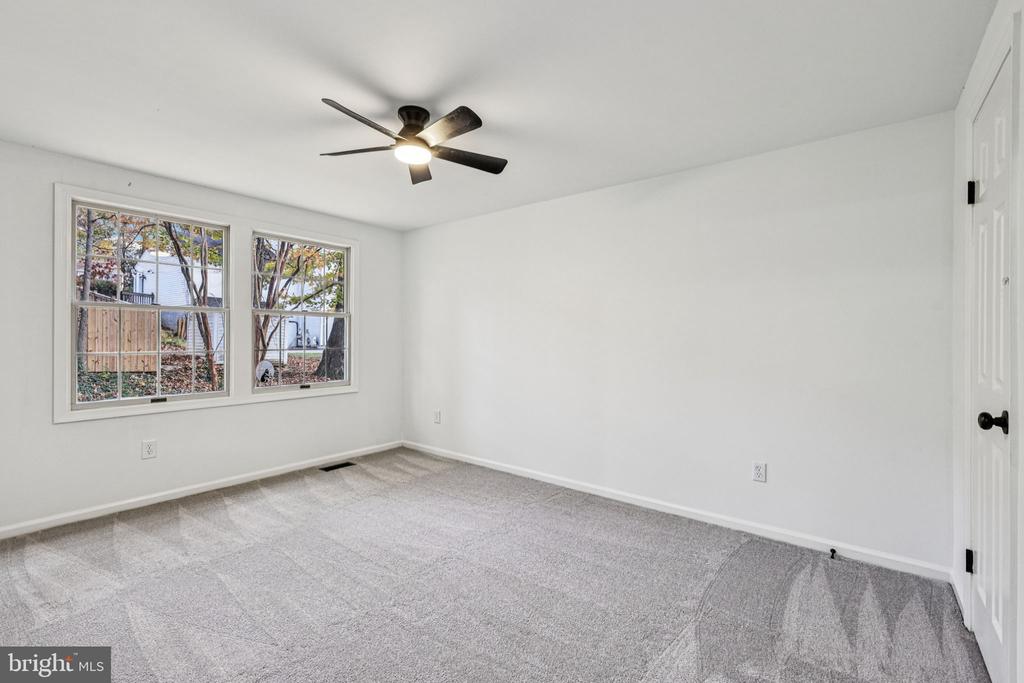 15331 EDGEHILL DRIVE