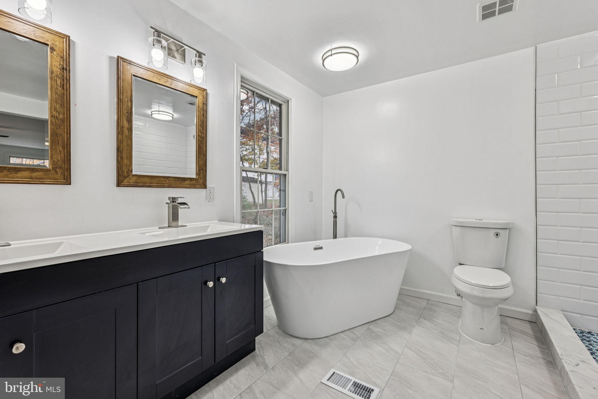 15331 EDGEHILL DRIVE