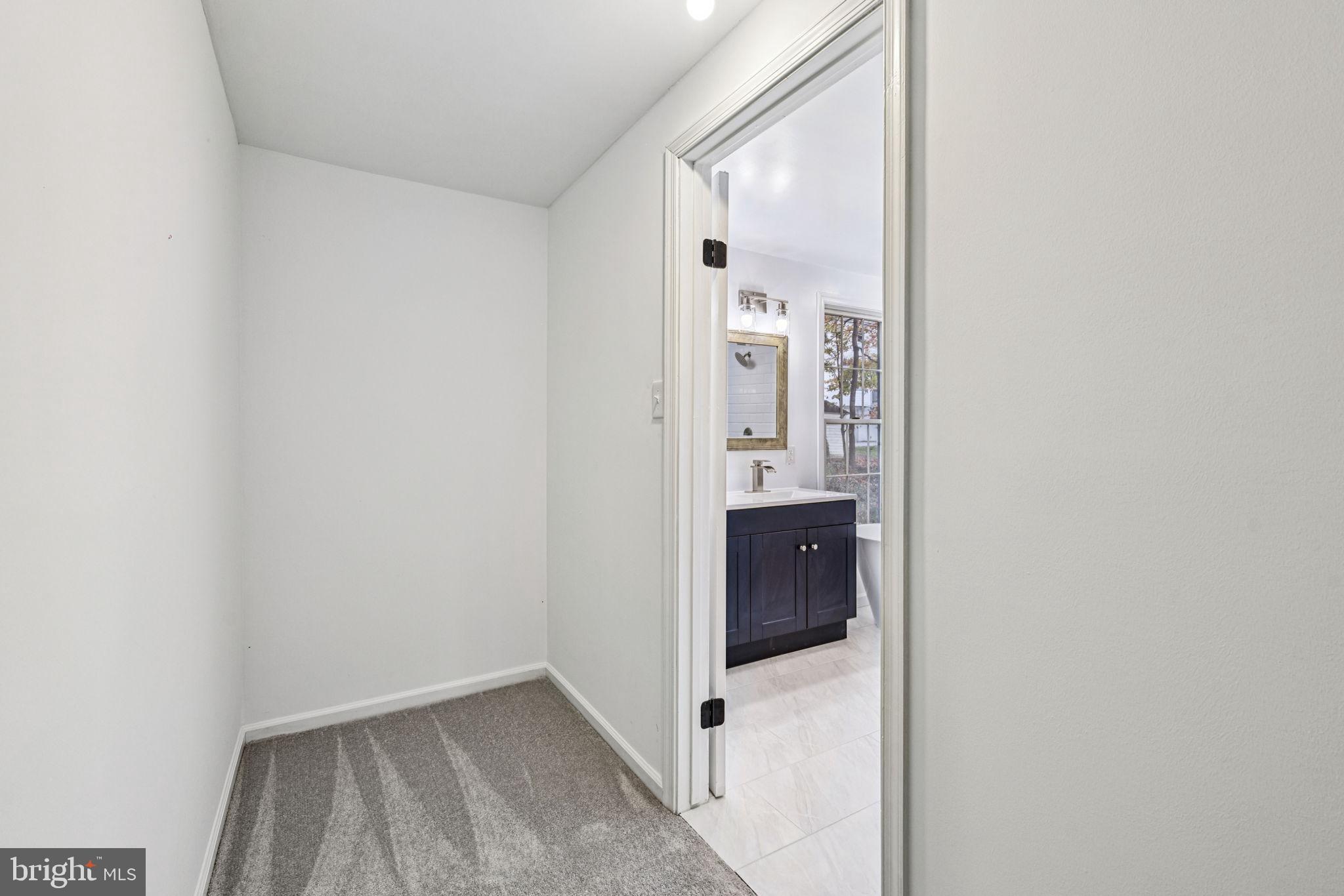 15331 EDGEHILL DRIVE