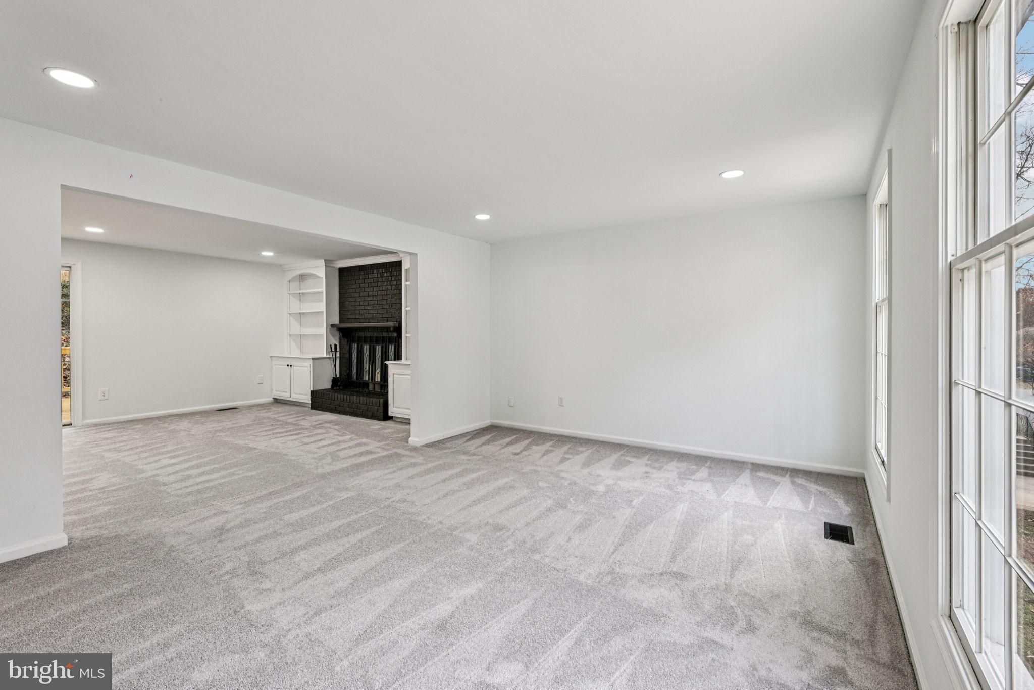 15331 EDGEHILL DRIVE