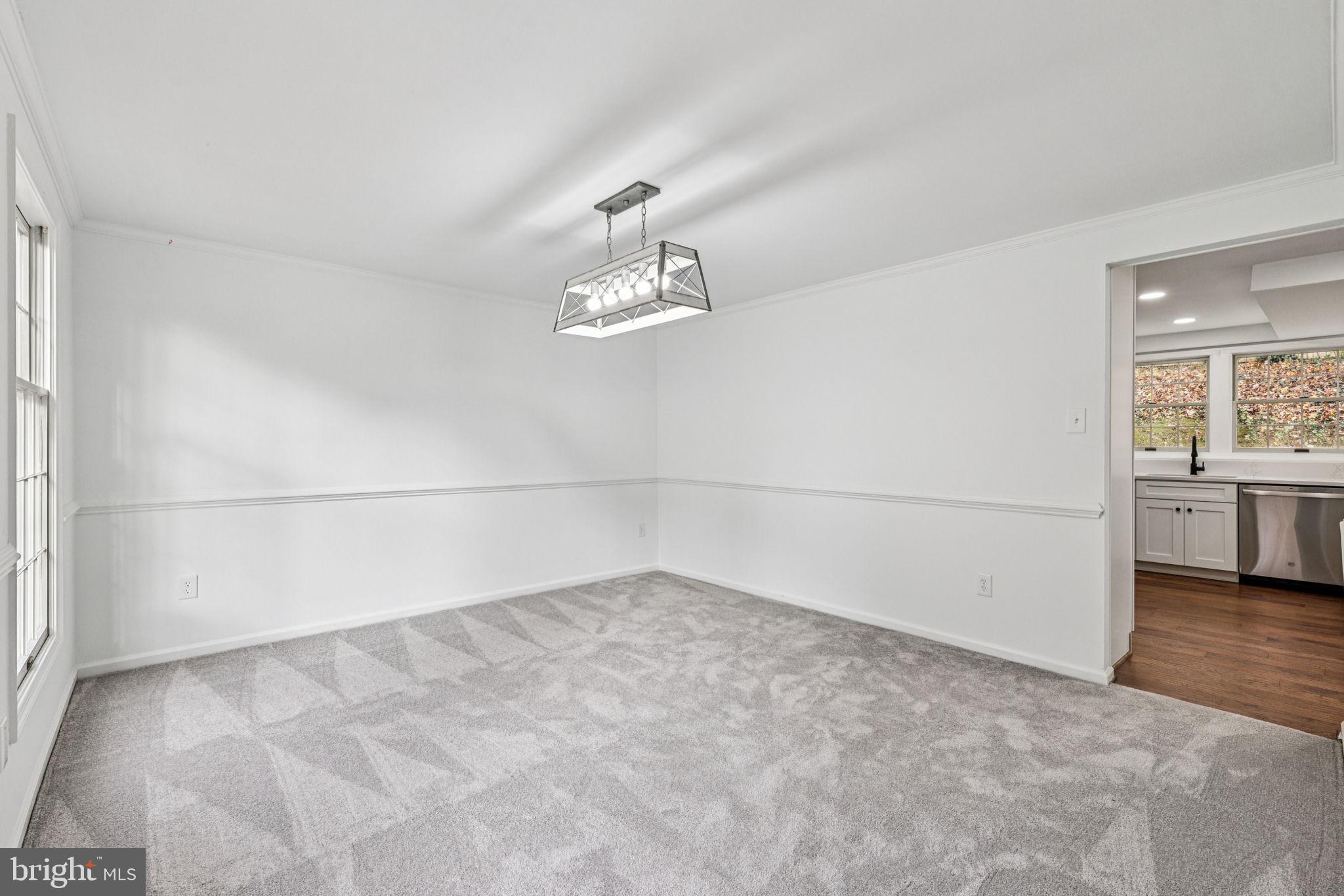 15331 EDGEHILL DRIVE