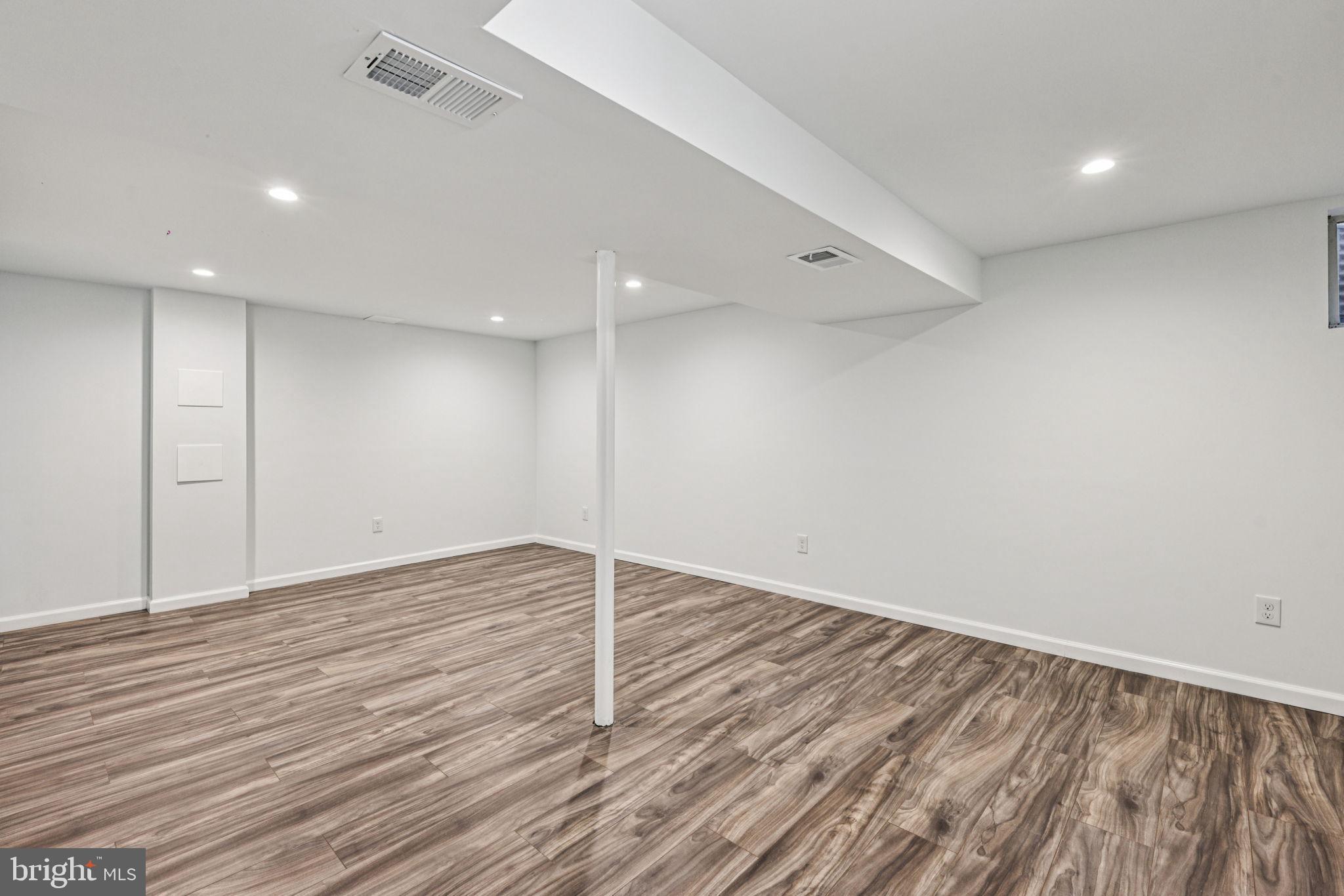 15331 EDGEHILL DRIVE