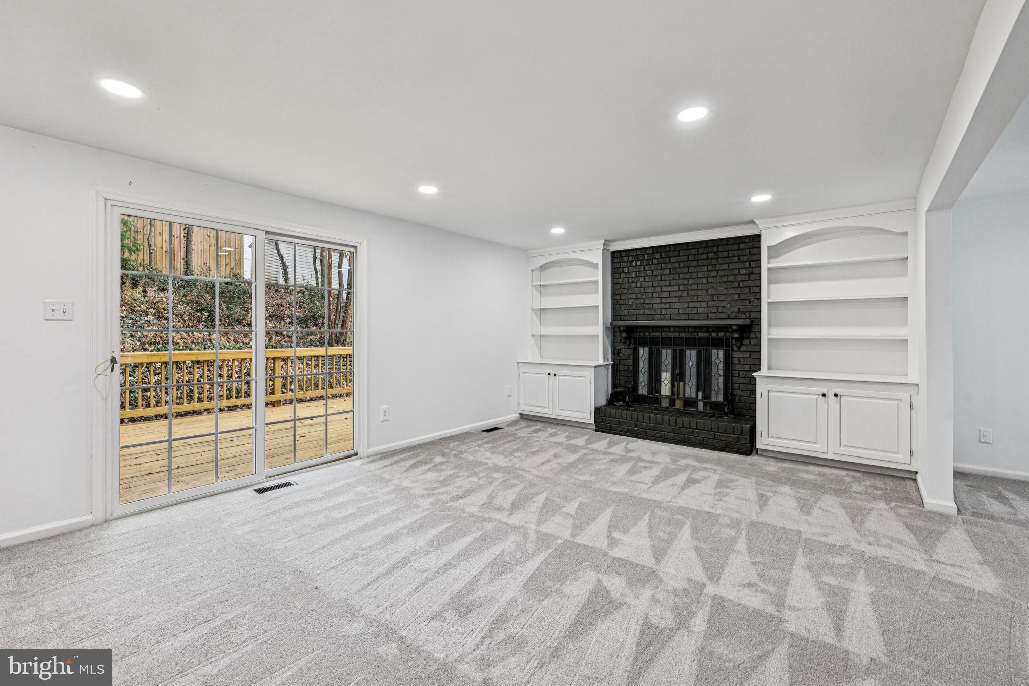 15331 EDGEHILL DRIVE