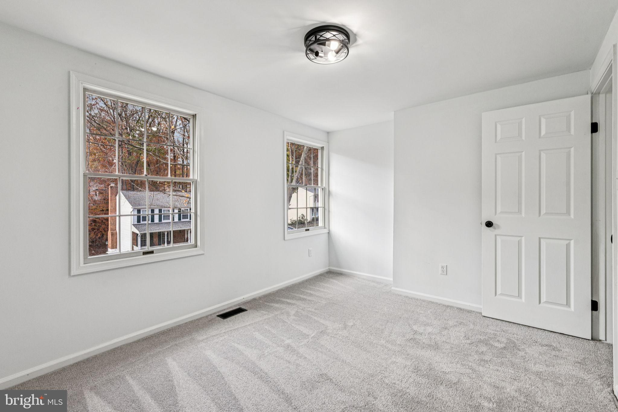 15331 EDGEHILL DRIVE