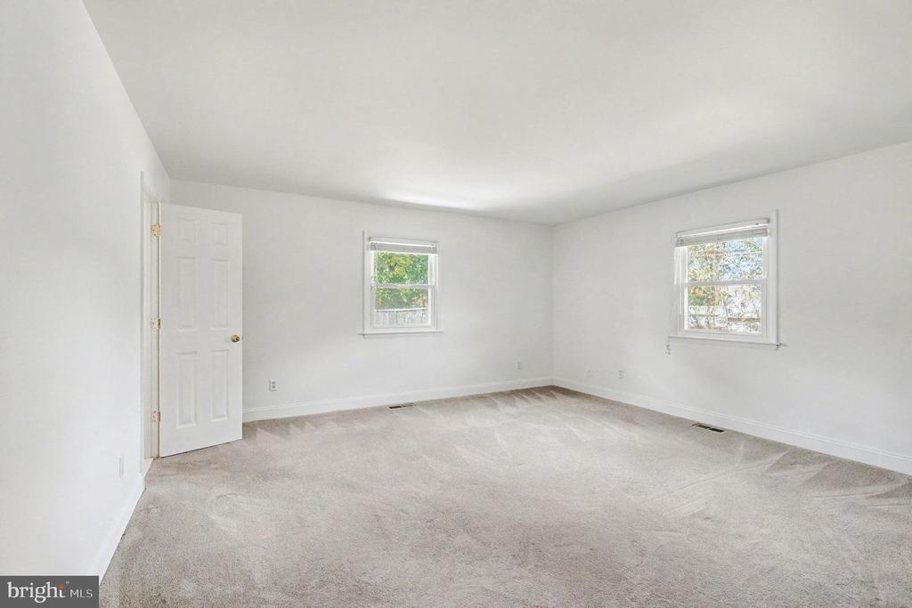 5000 BOBCAT COURT