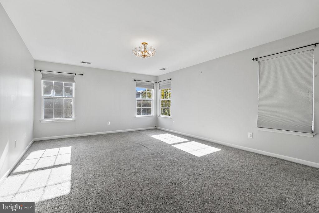 9871 UPPER MILL LOOP