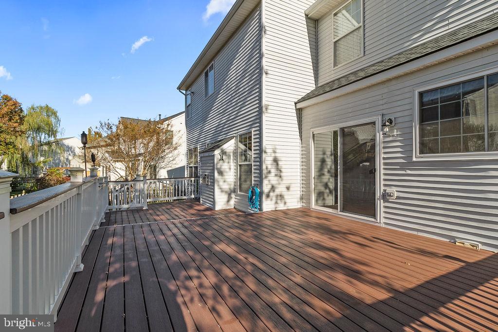 9871 UPPER MILL LOOP