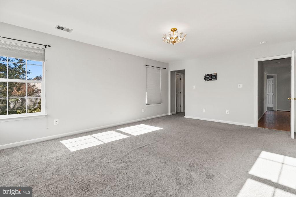 9871 UPPER MILL LOOP