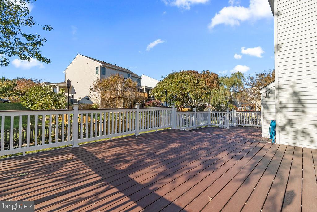 9871 UPPER MILL LOOP