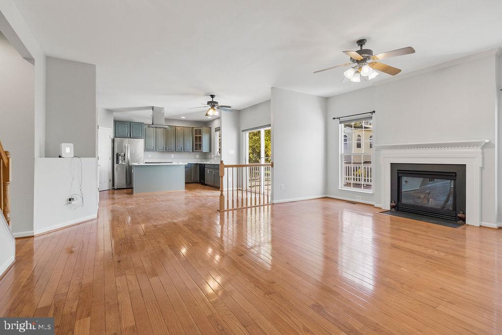 9871 UPPER MILL LOOP