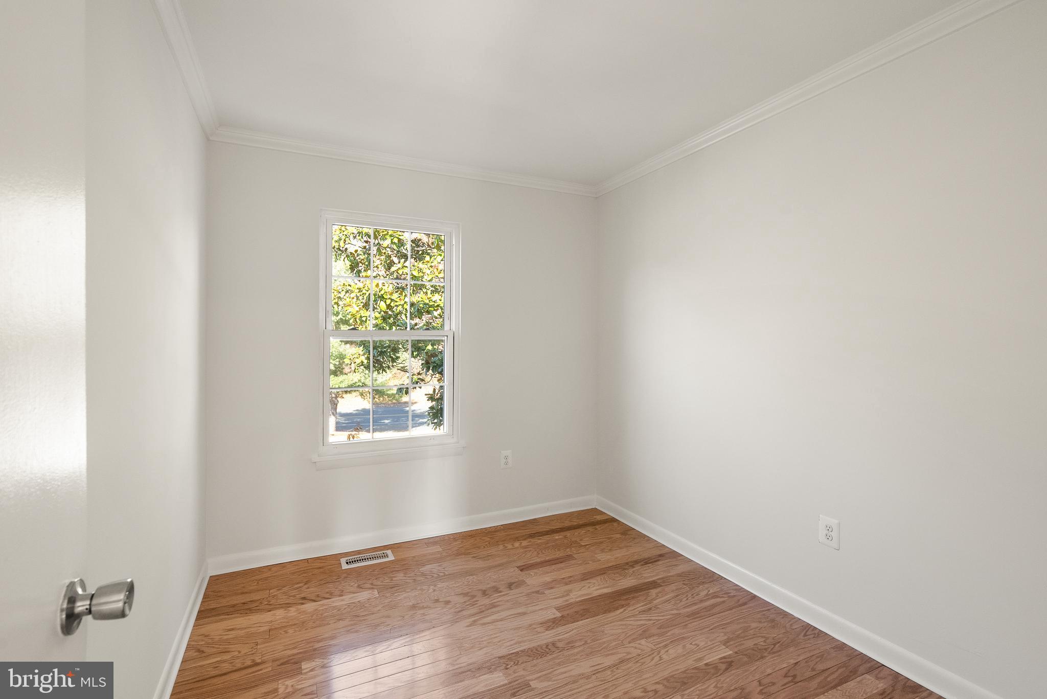 15278 CLOVERDALE ROAD