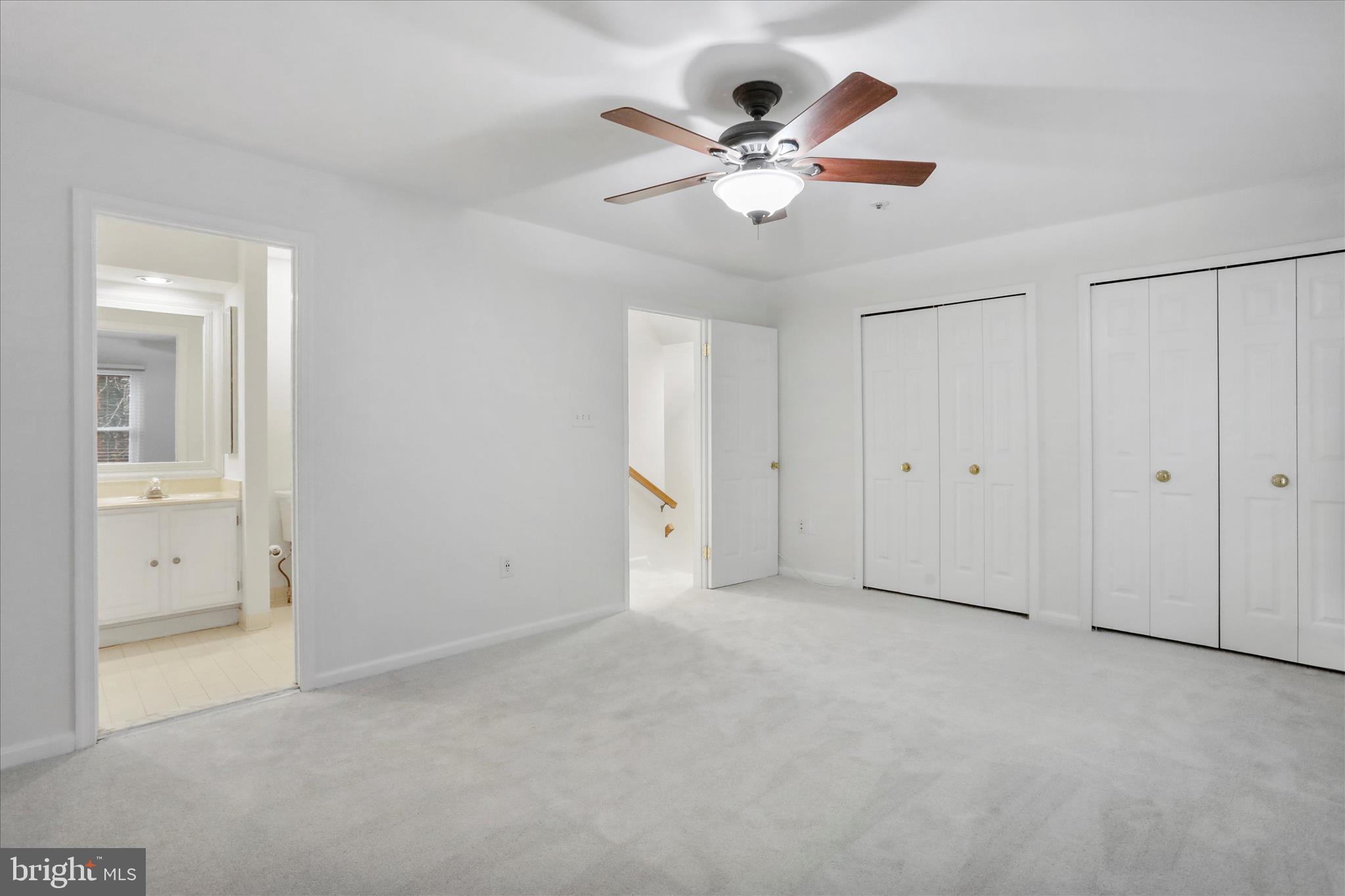 7858 BLUE GRAY CIRCLE