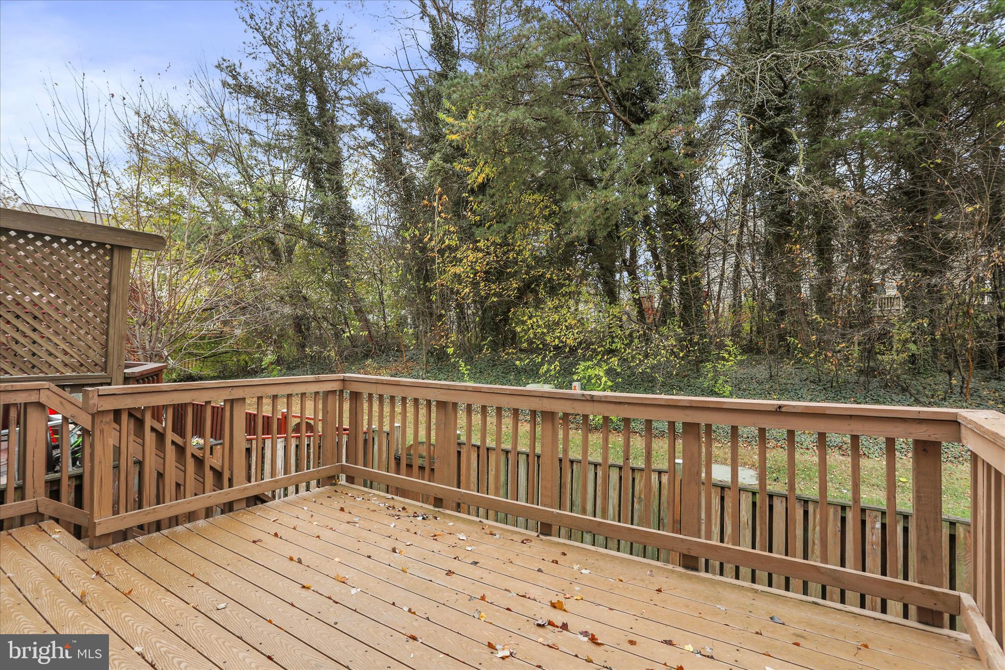 7858 BLUE GRAY CIRCLE