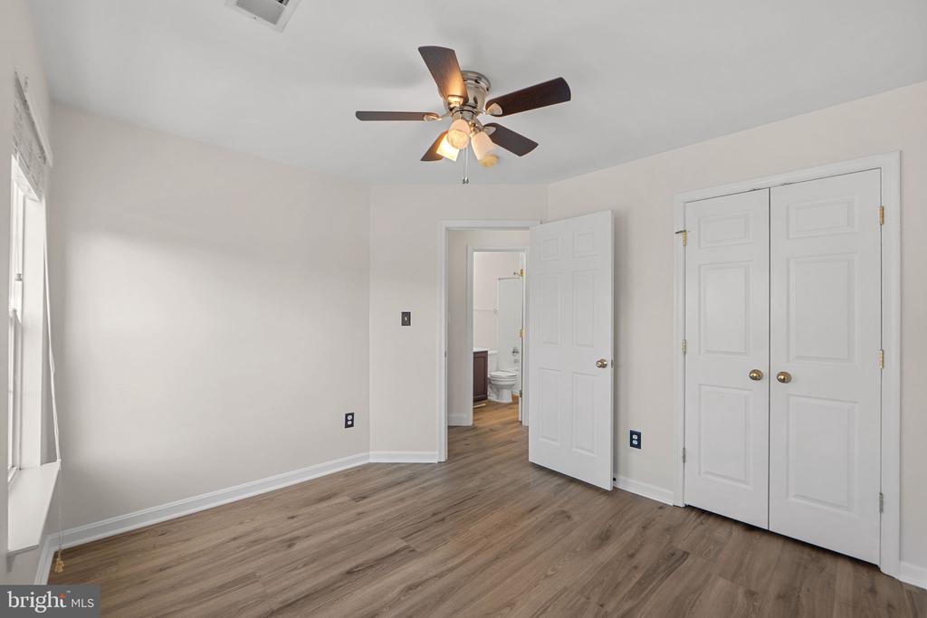12204 HOOP COURT