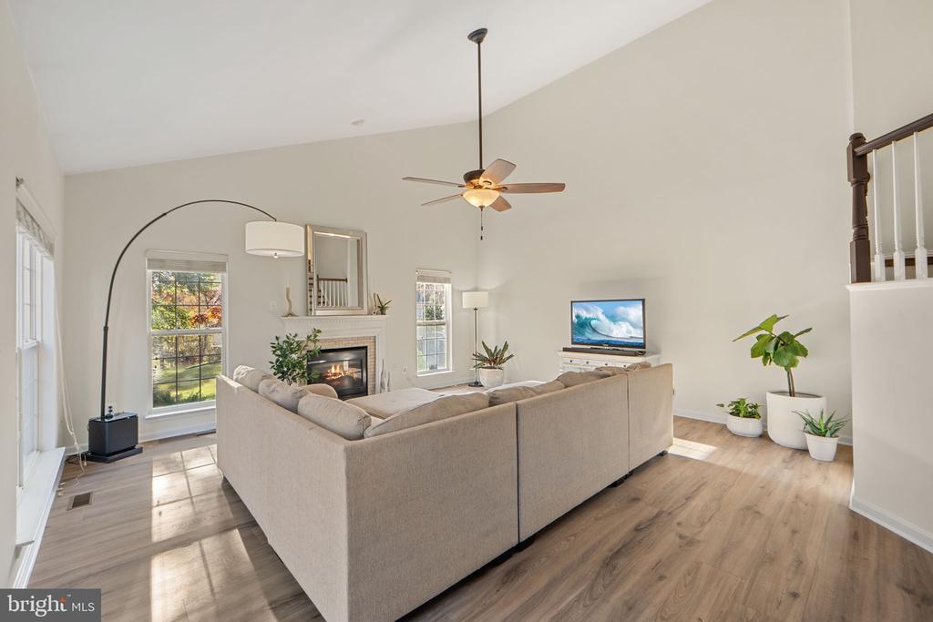 12204 HOOP COURT