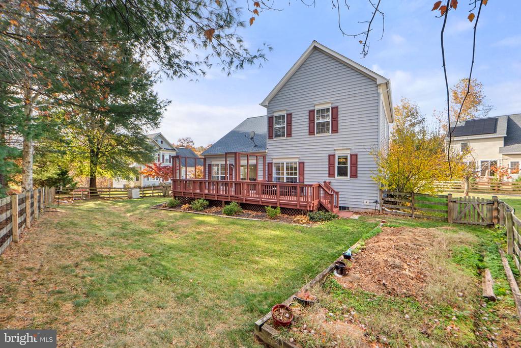 12204 HOOP COURT