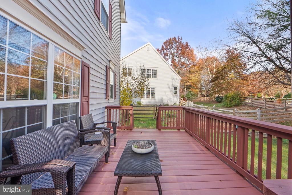12204 HOOP COURT