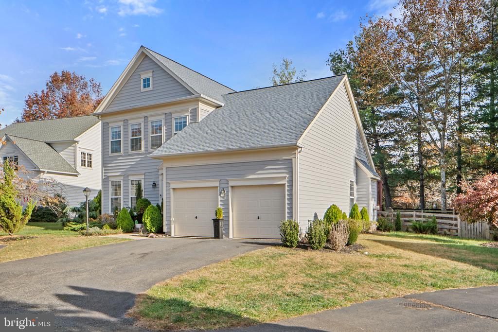 12204 HOOP COURT