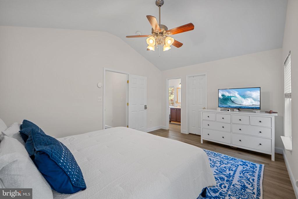 12204 HOOP COURT