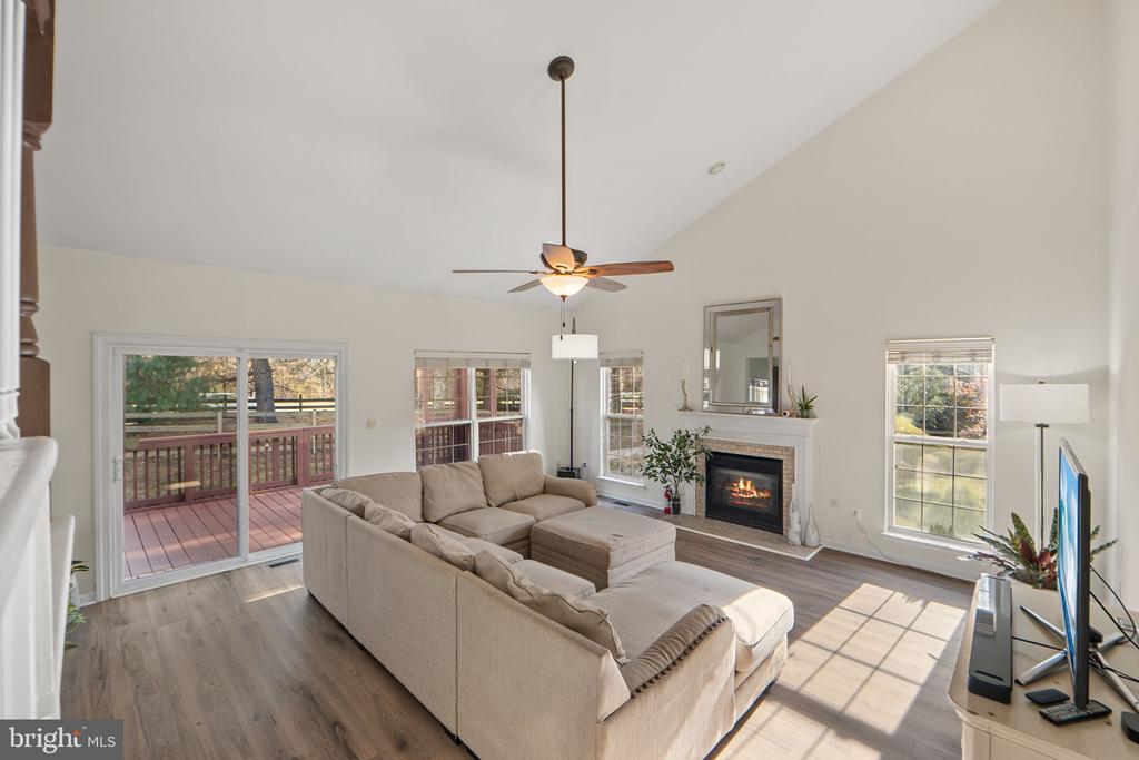 12204 HOOP COURT