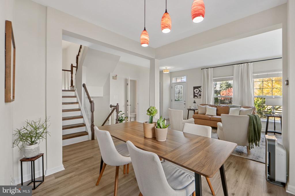 12204 HOOP COURT