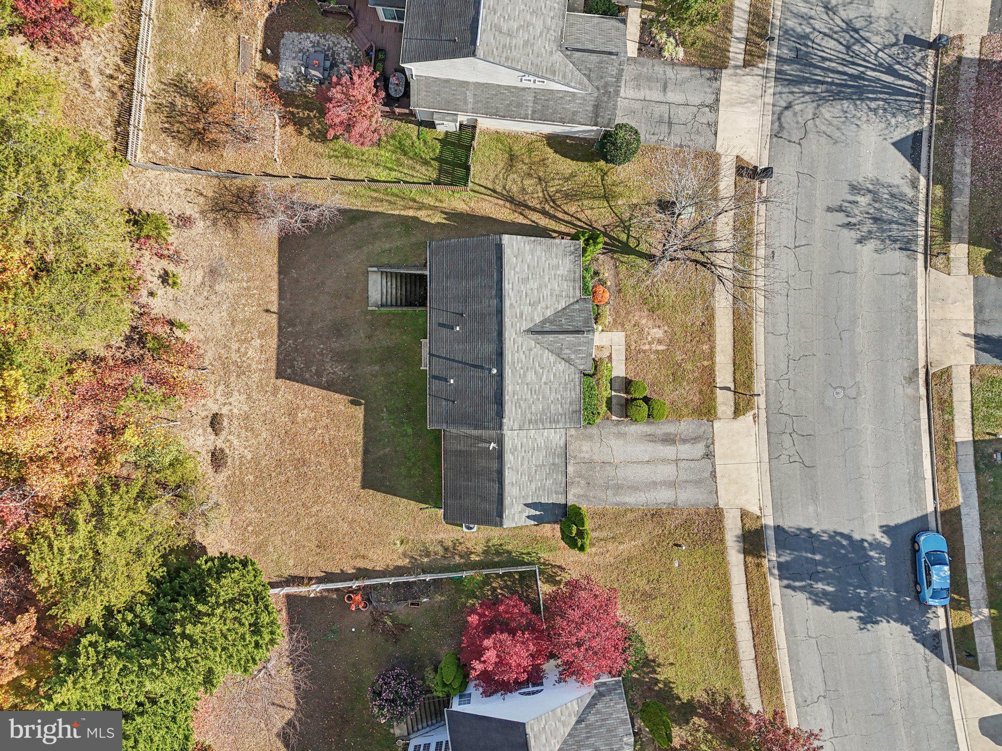 2880 MYRTLEWOOD DRIVE