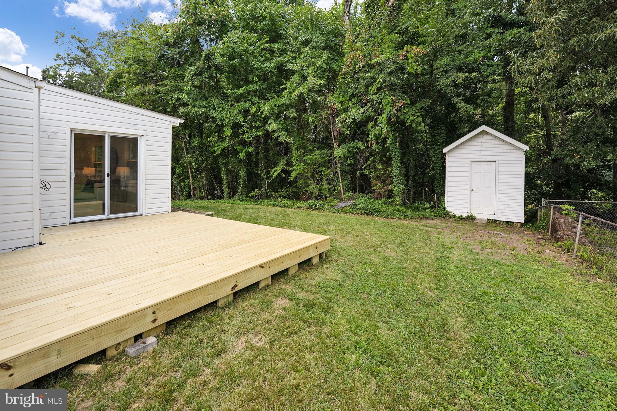 14332 BELLEVILLE AVENUE