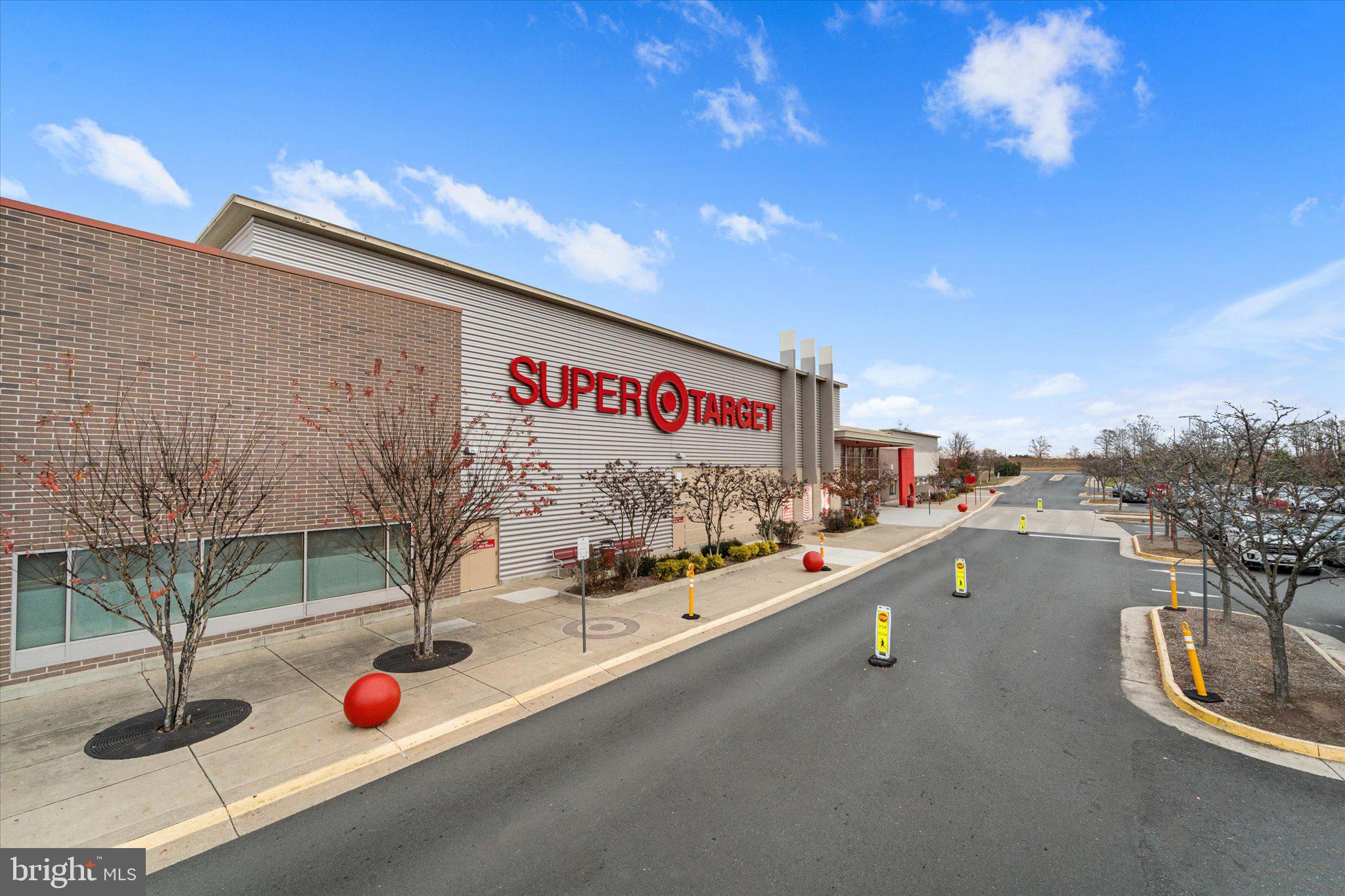 10512 BLAZING STAR LOOP