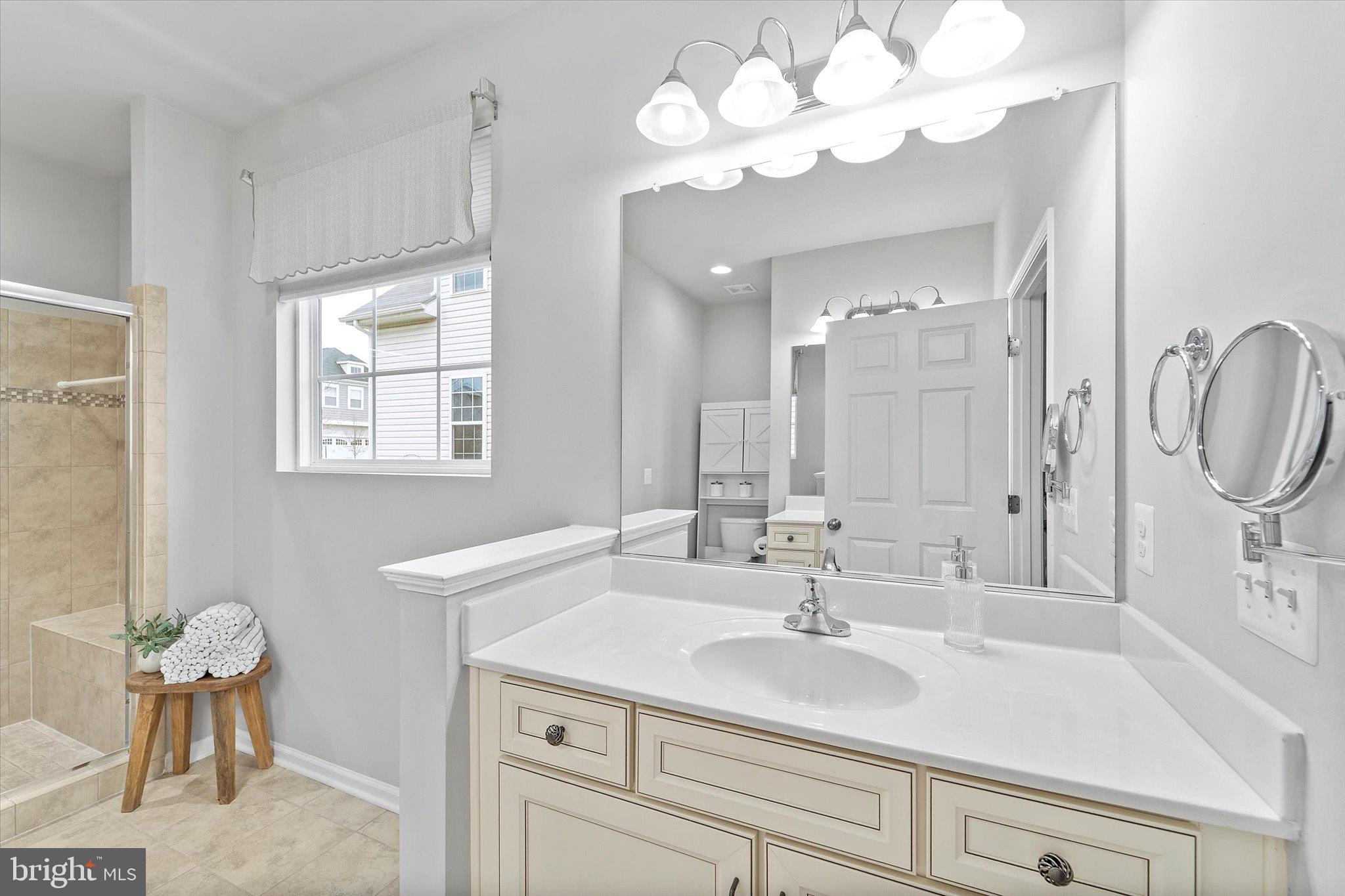 10512 BLAZING STAR LOOP