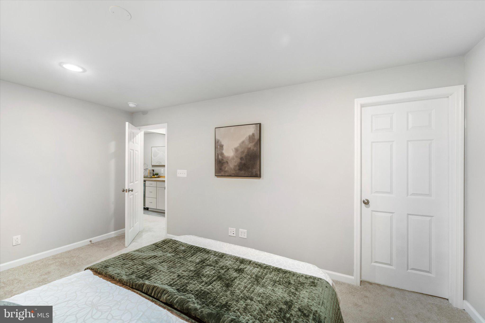 10512 BLAZING STAR LOOP