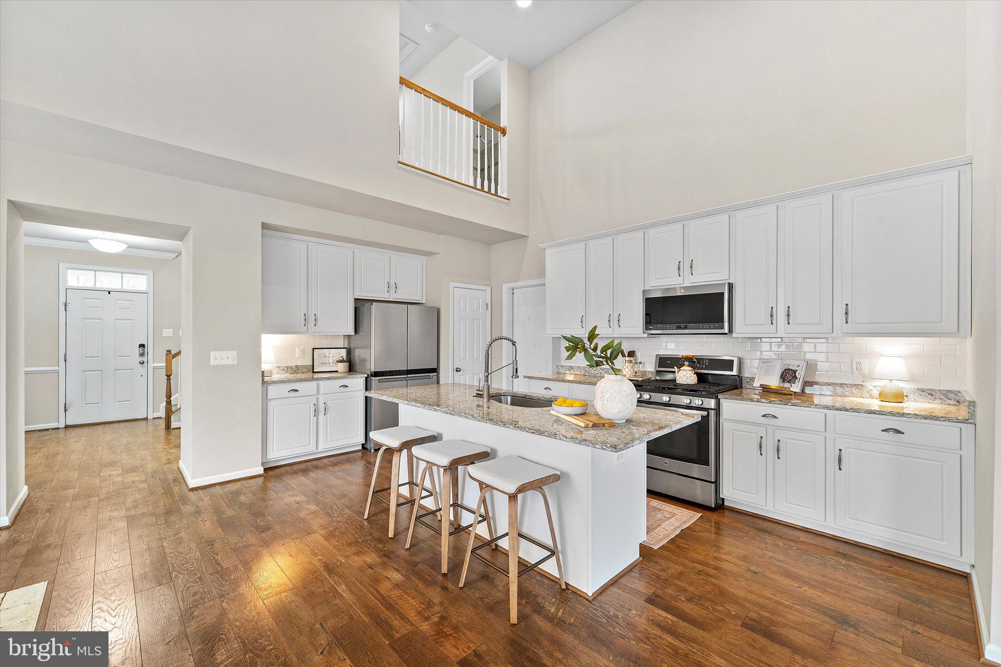 10512 BLAZING STAR LOOP