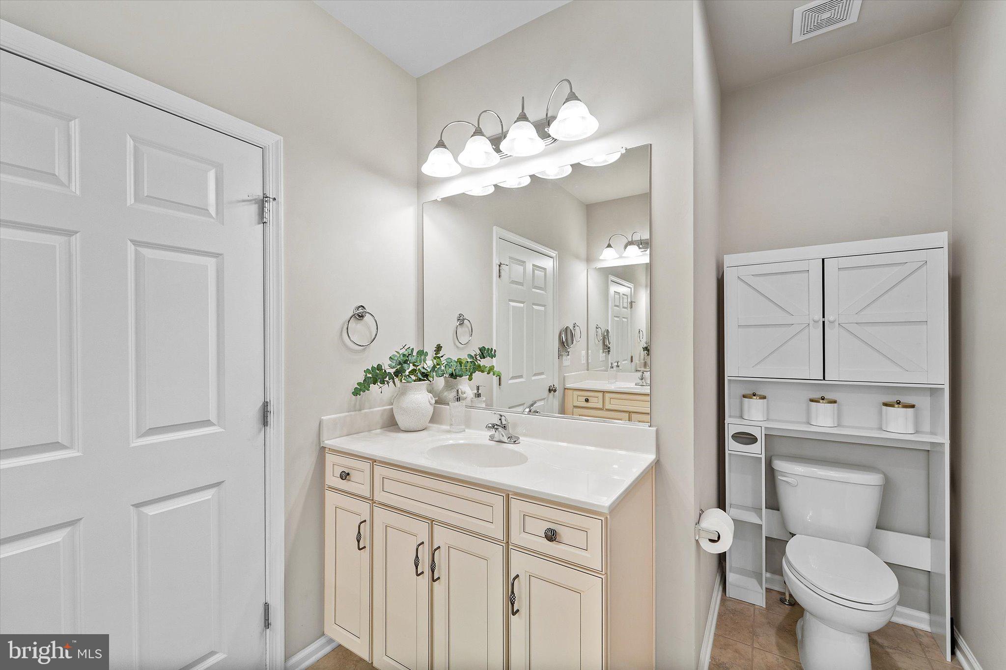 10512 BLAZING STAR LOOP