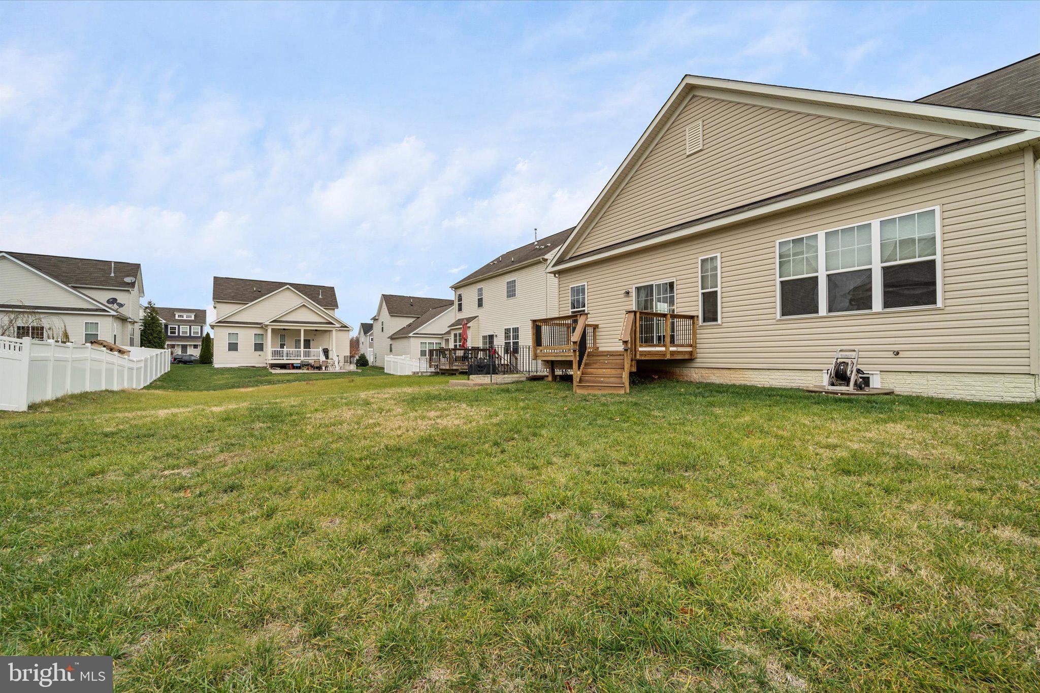 10512 BLAZING STAR LOOP