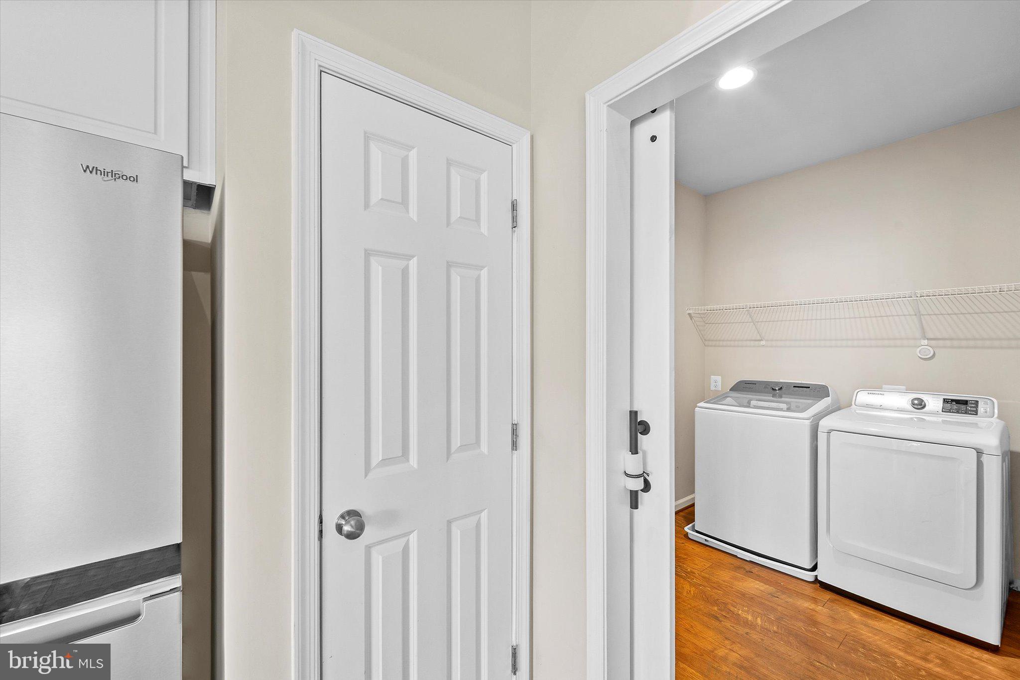 10512 BLAZING STAR LOOP