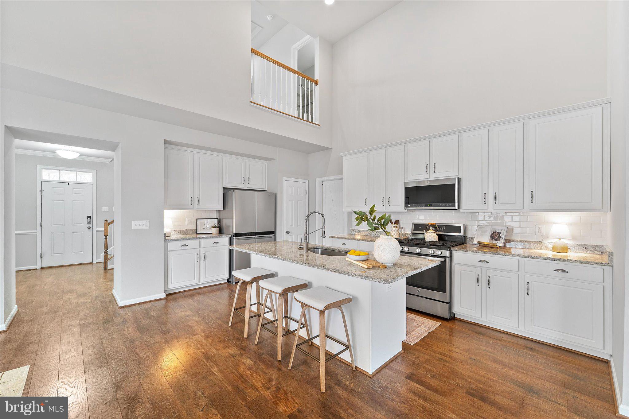 10512 BLAZING STAR LOOP