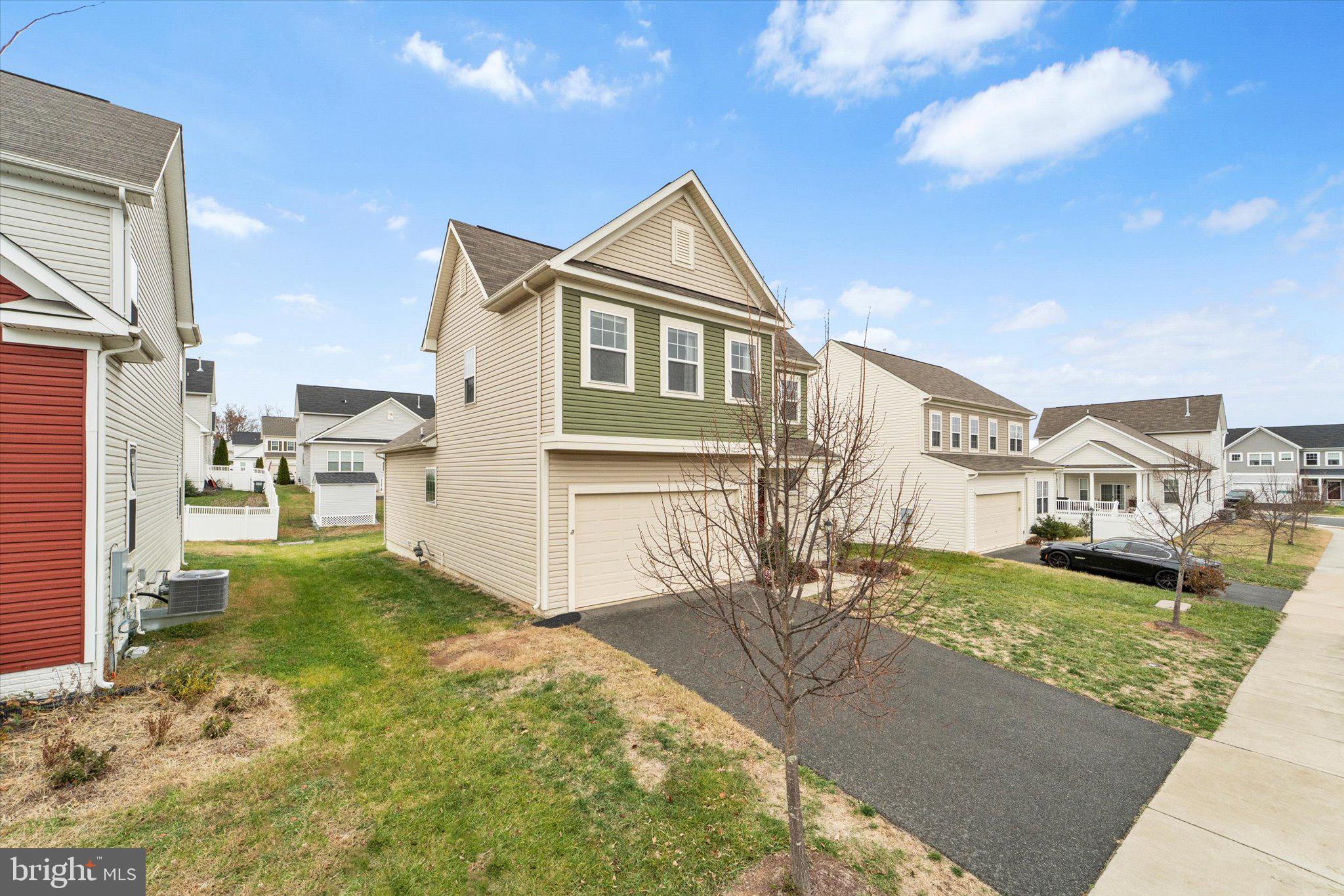 10512 BLAZING STAR LOOP