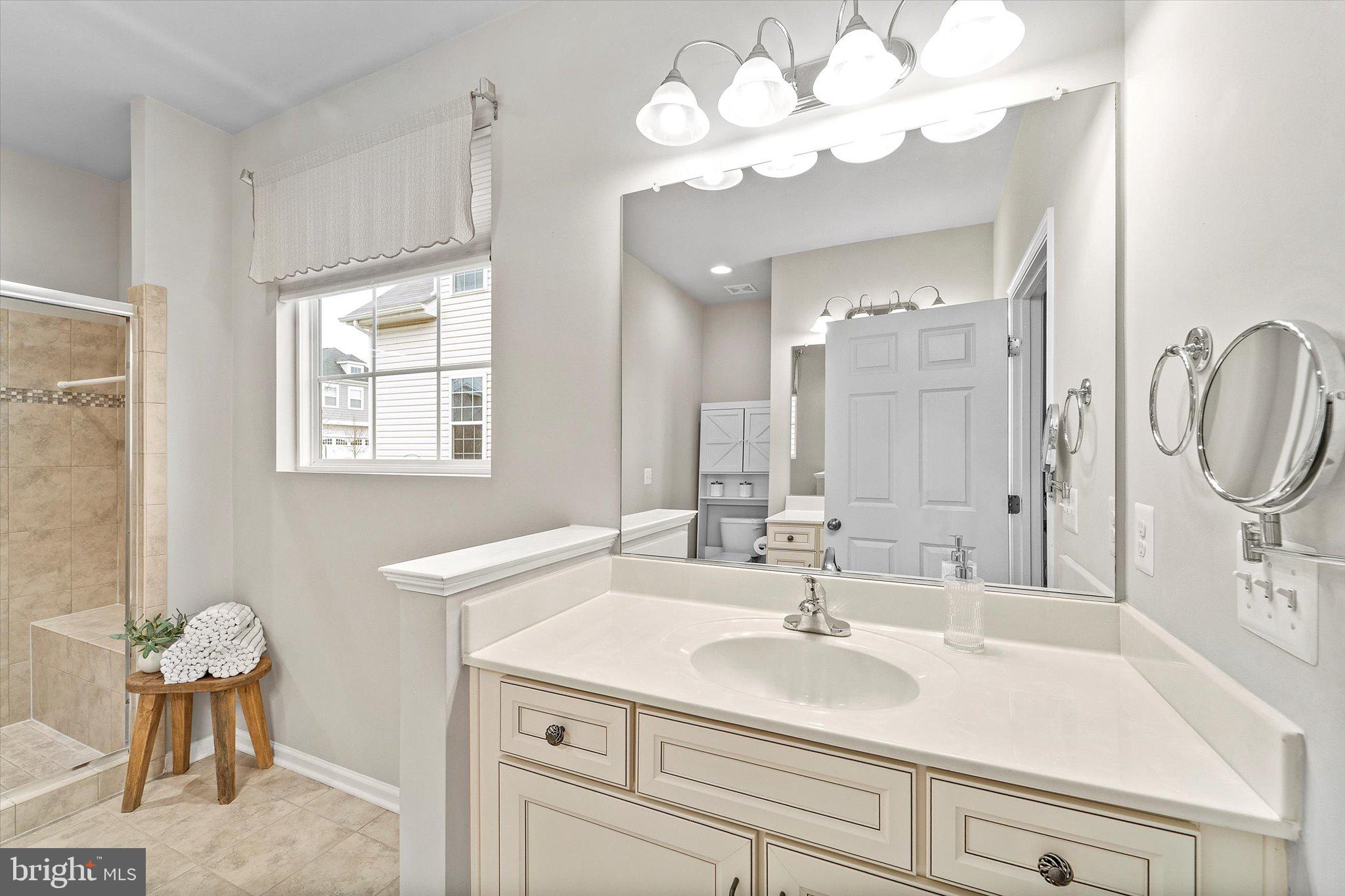 10512 BLAZING STAR LOOP