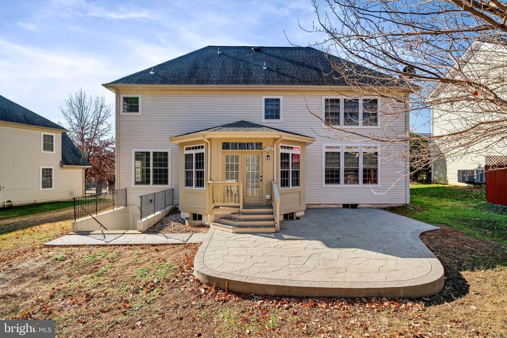 3313 LADY CATHERINE CIRCLE