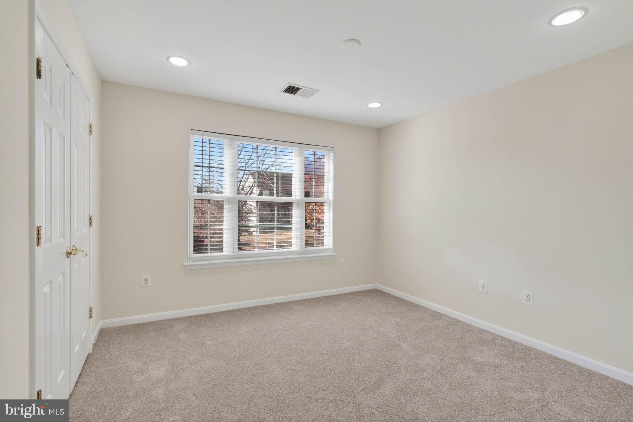 3313 LADY CATHERINE CIRCLE