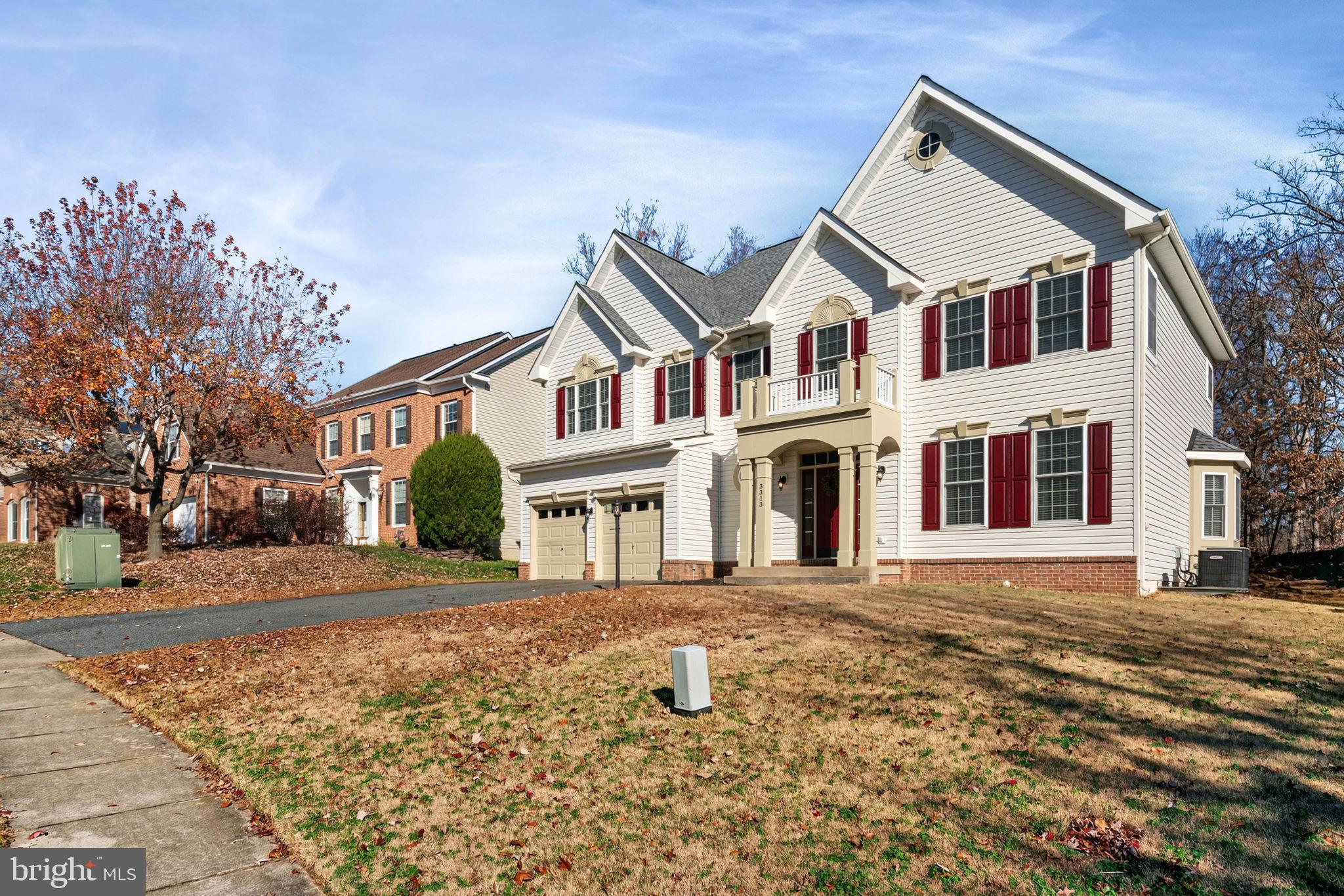 3313 LADY CATHERINE CIRCLE