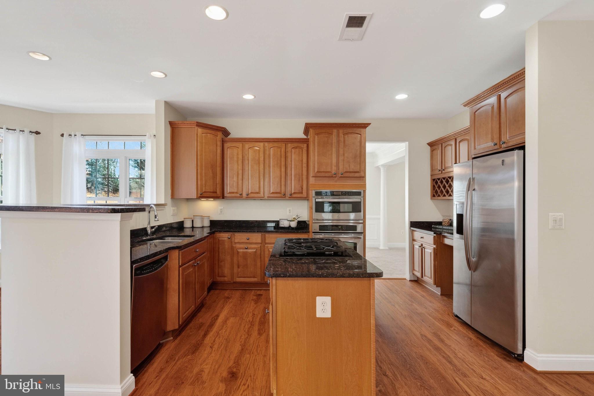 3313 LADY CATHERINE CIRCLE