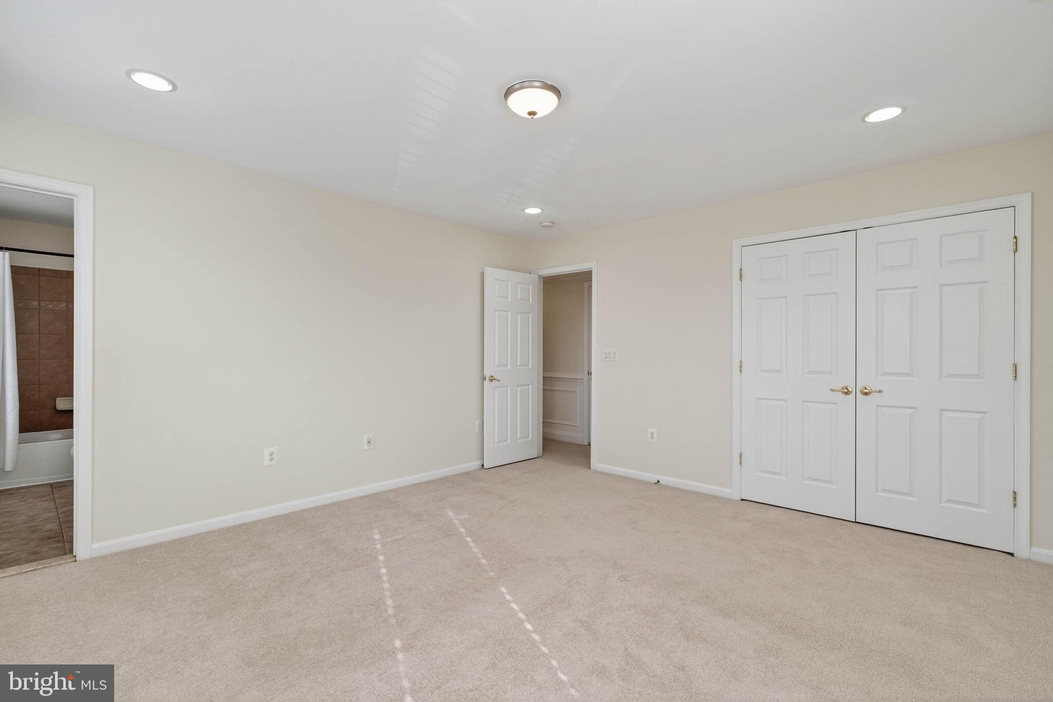 3313 LADY CATHERINE CIRCLE