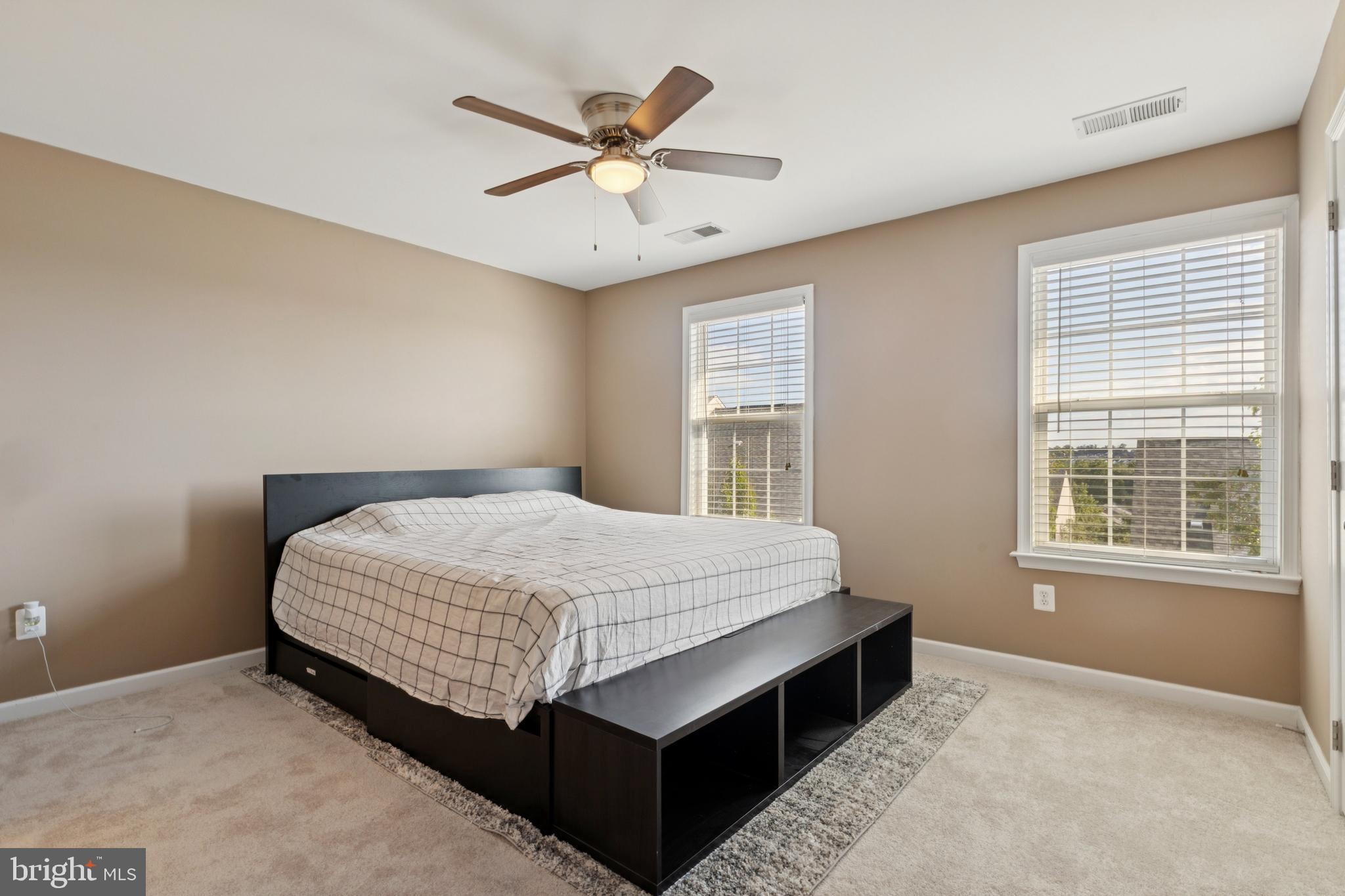 2922 TRUFFLE OAK PLACE