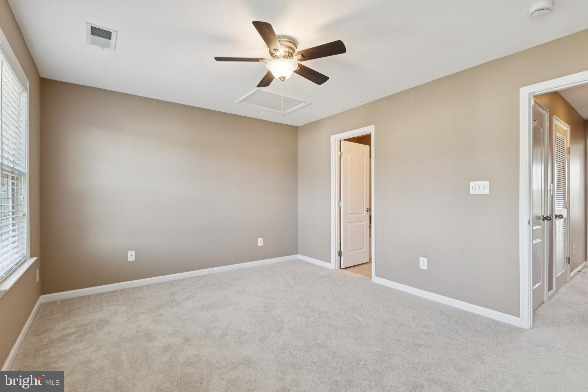 2922 TRUFFLE OAK PLACE