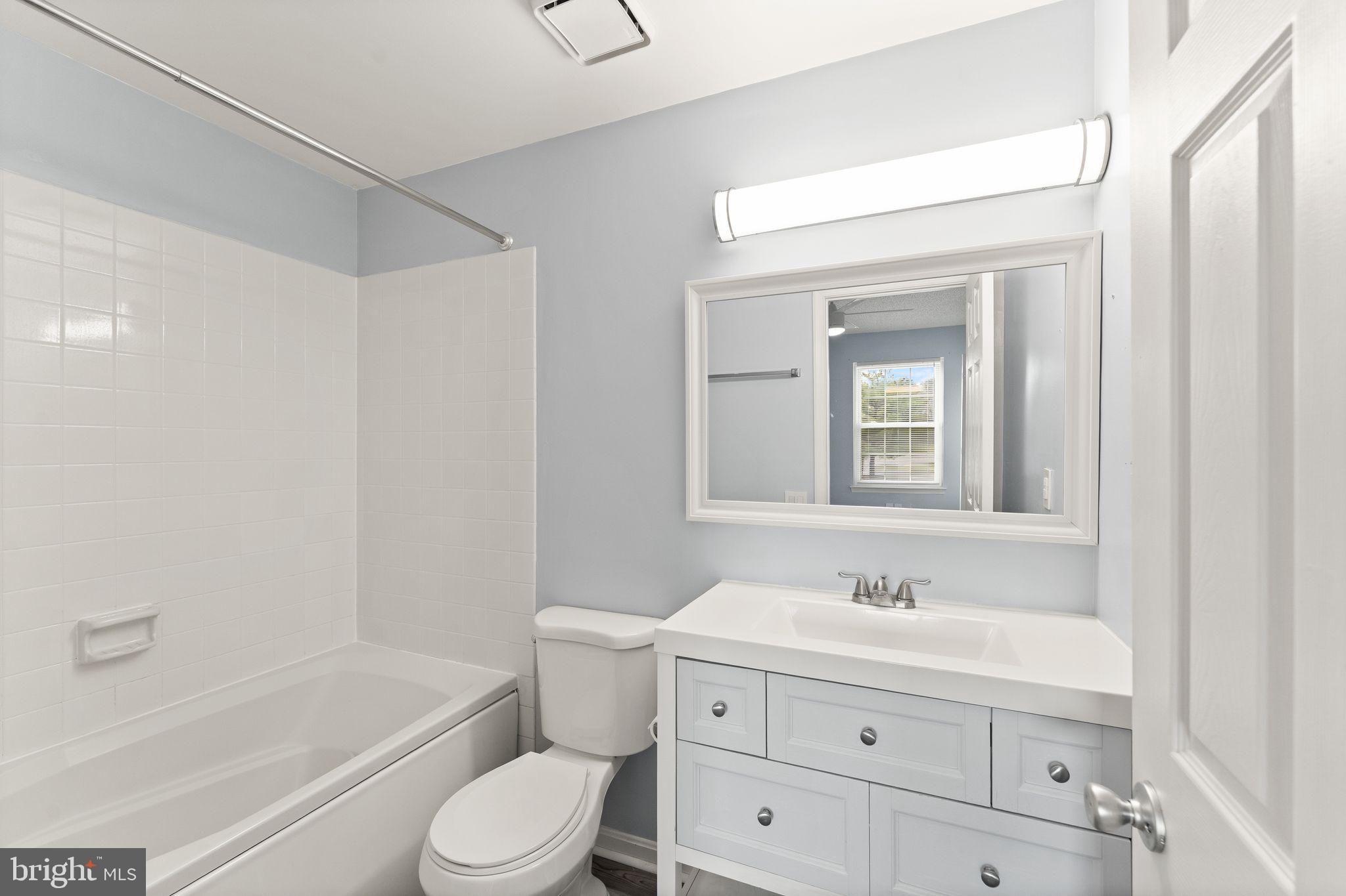 8068 STONEWALL BRIGADE COURT 204